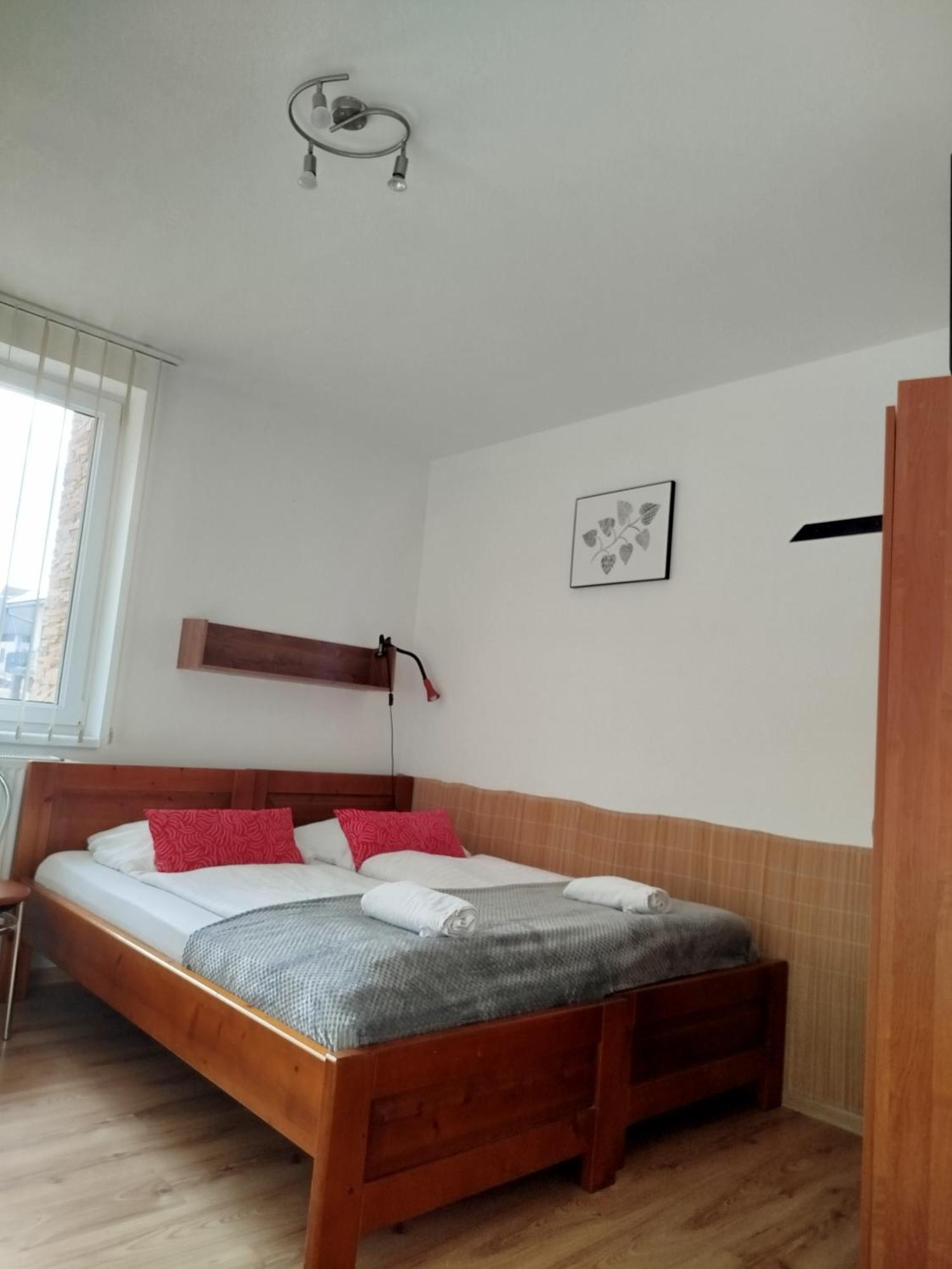 Guest House Kovalik Suchá Hora Esterno foto